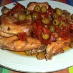 Coniglio con peperoni ed olive1