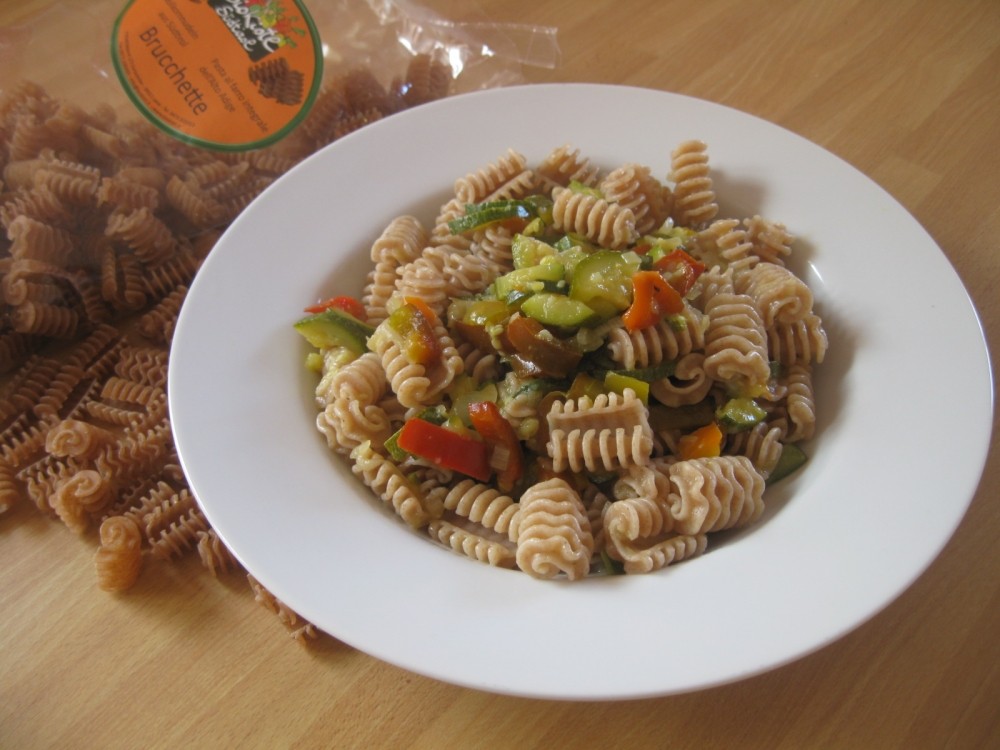 Pasta di farro con verdure