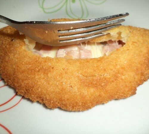 Sofficini fatti in casa ripieni con prosciutto cotto e mozzarella