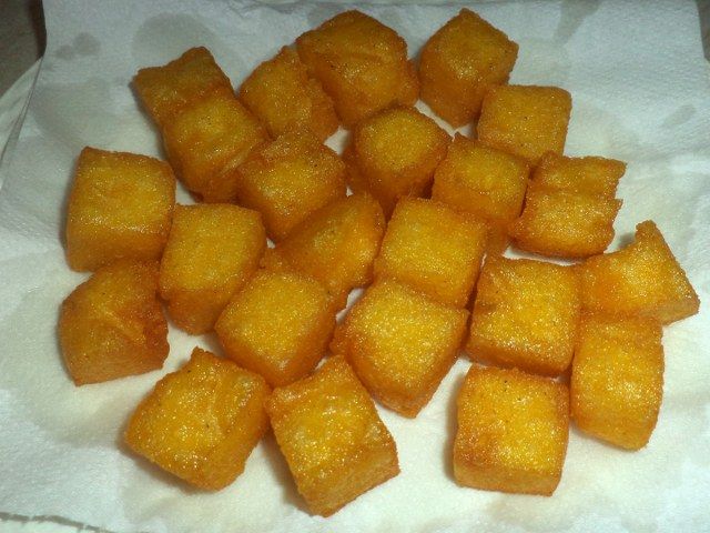 Polenta tagliata a dadini e fritta