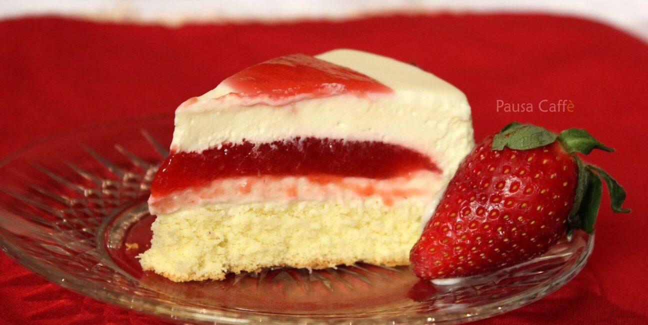 Torta bavarese cioccolato bianco e fragole 4 F