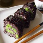 Uramaki di riso nero