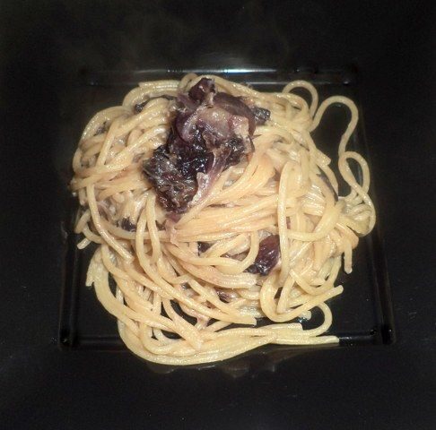 Vermicelli con radicchio e panna