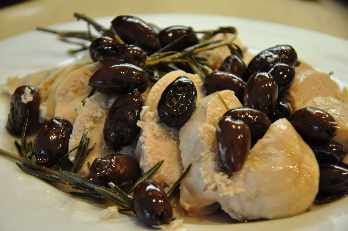 bocconcini di pollo alla birra olive e noci