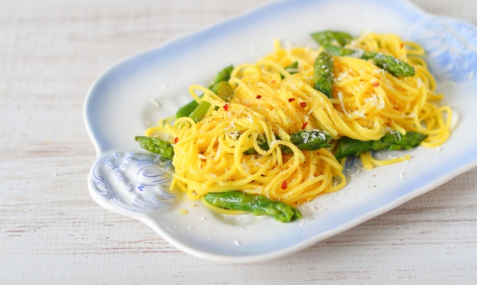 carbonara con asparagi