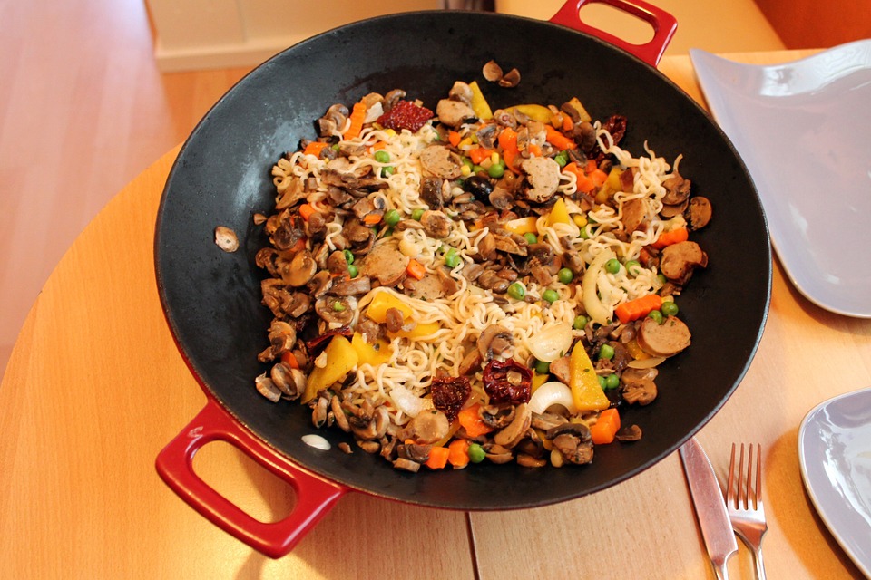 come usare il wok in cucina