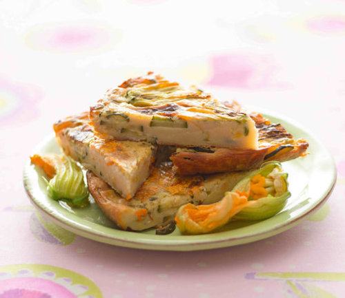 frittata di ceci con zucchine e fiori di zucca