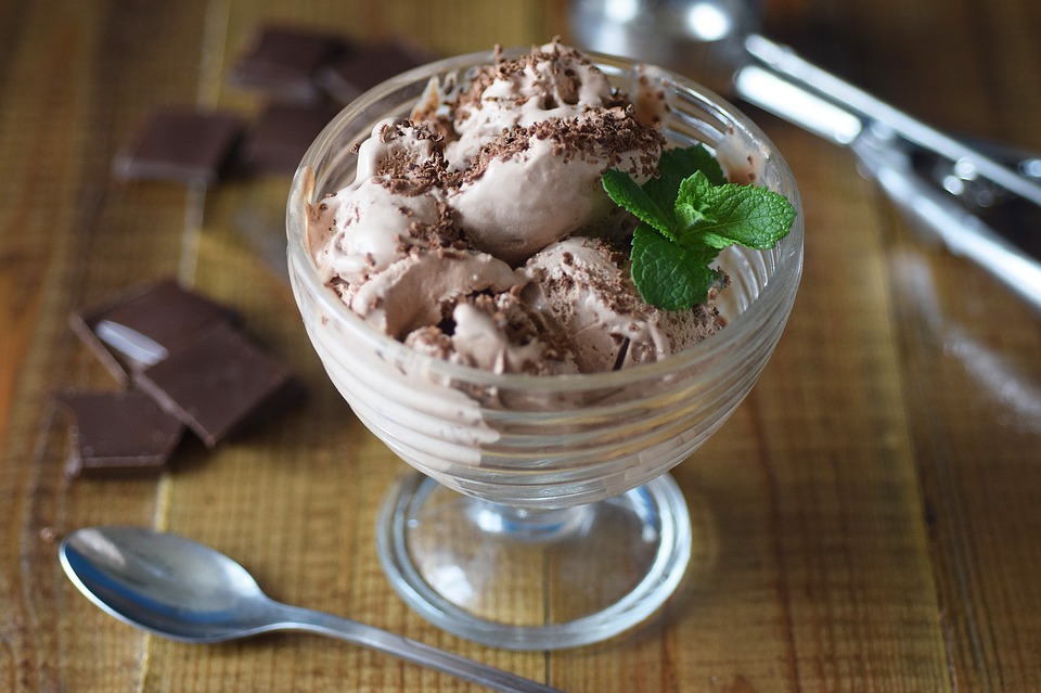 Gelato al cioccolato Bimby con e senza uova