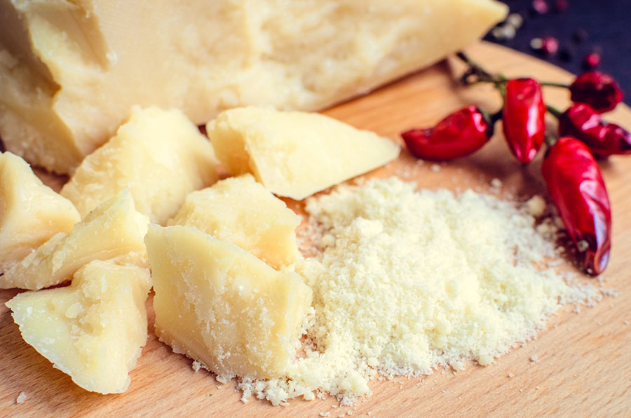 grattugiare formaggio