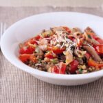 pasta di farro con lenticchie e pomodorini