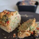 plum cake con rucola e peperoni