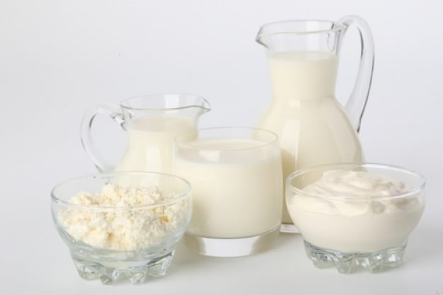 productos lacteos fondo blanco para cocinar beber 3319350