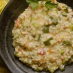 risotto con zucchine fiori di zucca e peperoni