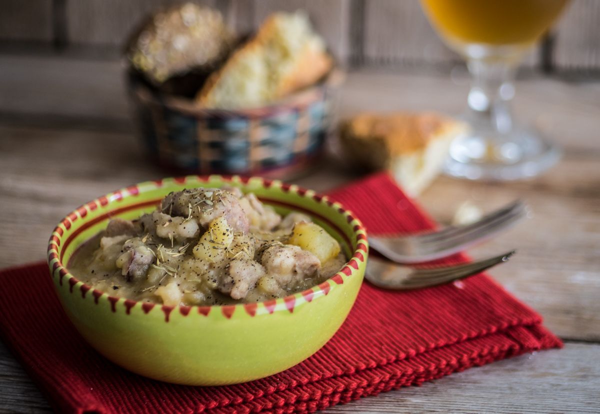 spezzatino di maiale alla birra con patate