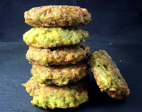 vegan burger ai broccoli e tofu