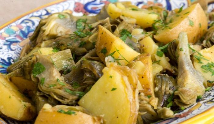 carciofi e patate in padella