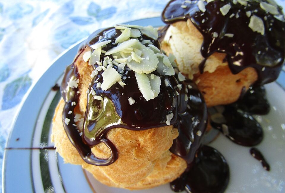 profiteroles al cioccolato