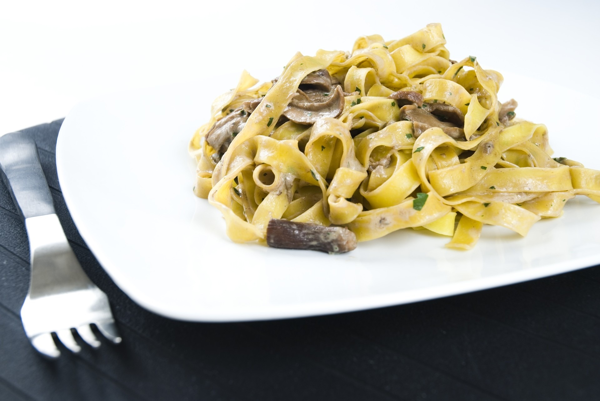 tagliatelle panna e funghi