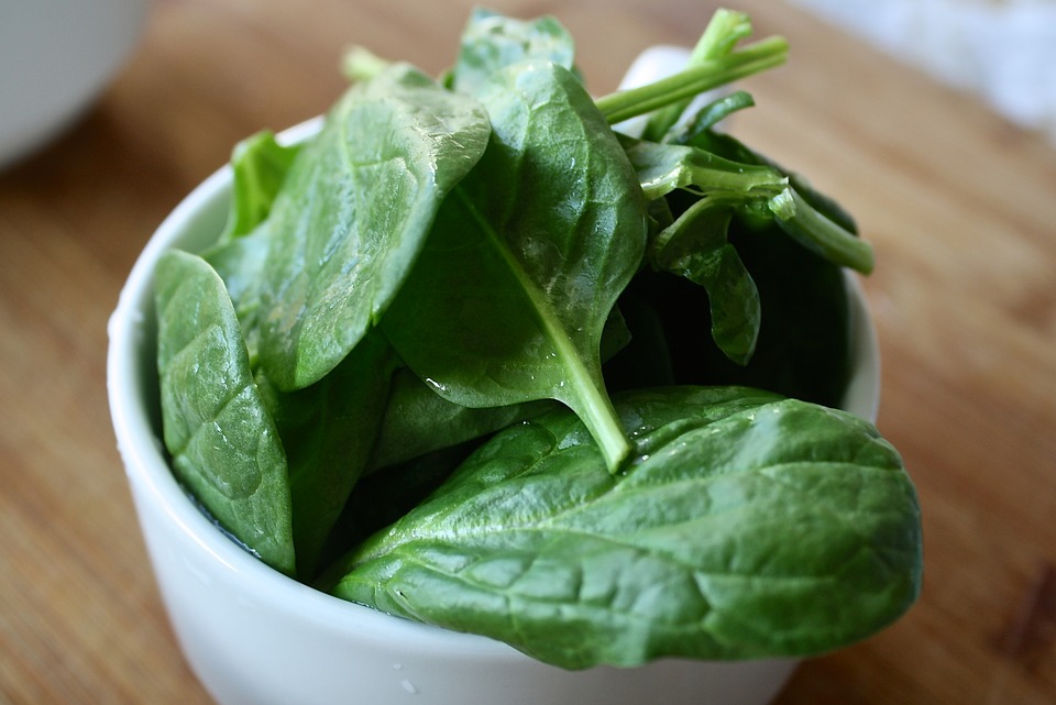 come cucinare gli spinaci freschi