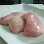 Come cucinare il petto di pollo a fette, a cubetti e a fette
