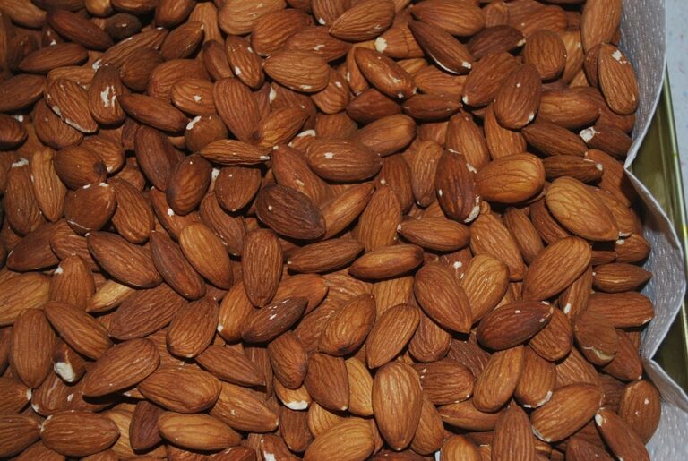 Mandorle tostate calorie, proprietà nutrizionali e come tostare le mandorle