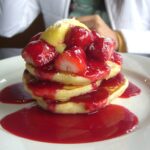 Coulis di fragole: cos'è, come prepararlo a freddo e a caldo e come usarlo