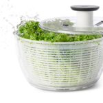 Migliore centrifuga insalata: manuale o elettrica? Piccola o grande? In plastica o acciaio inox?