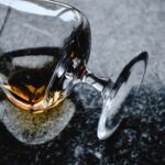 Whisky: quale scegliere e come berlo? Tutto quello che c’è da sapere